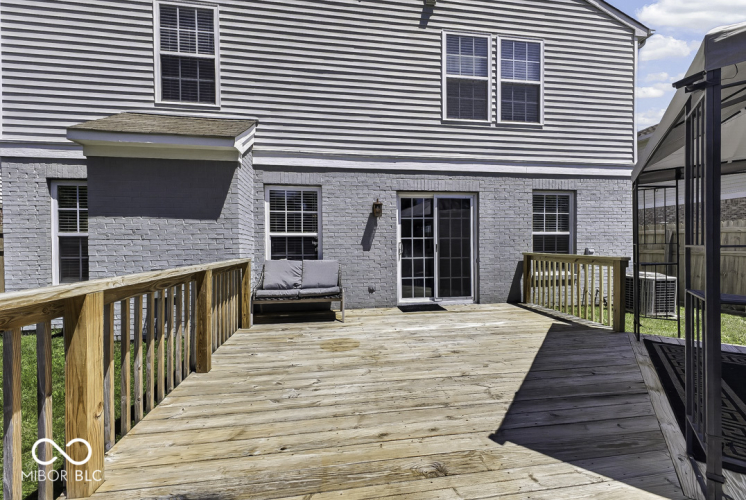 Listing Image 40