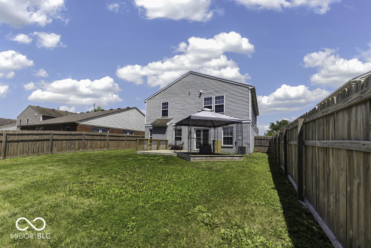 Listing Image 44