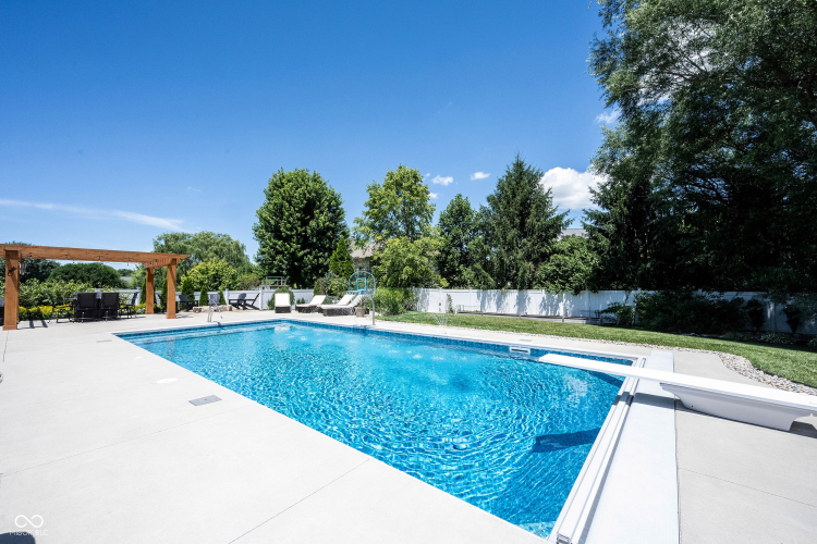 Listing Image 55