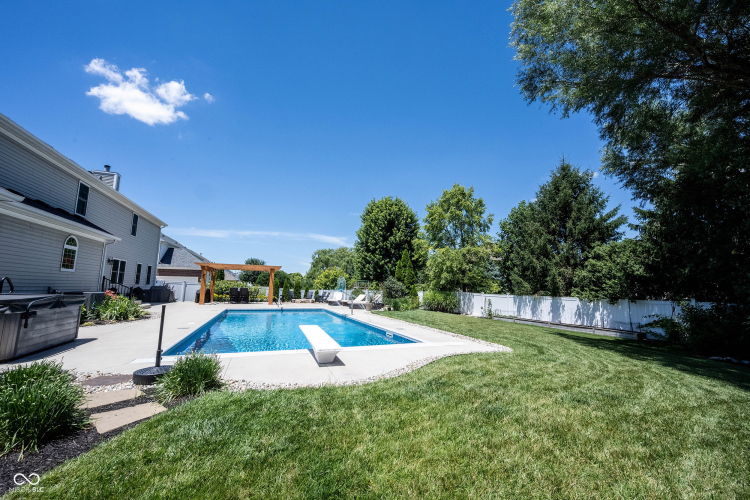 Listing Image 56
