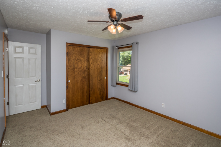 Listing Image 29
