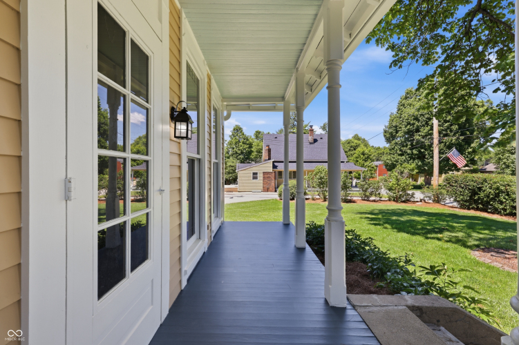Listing Image 16