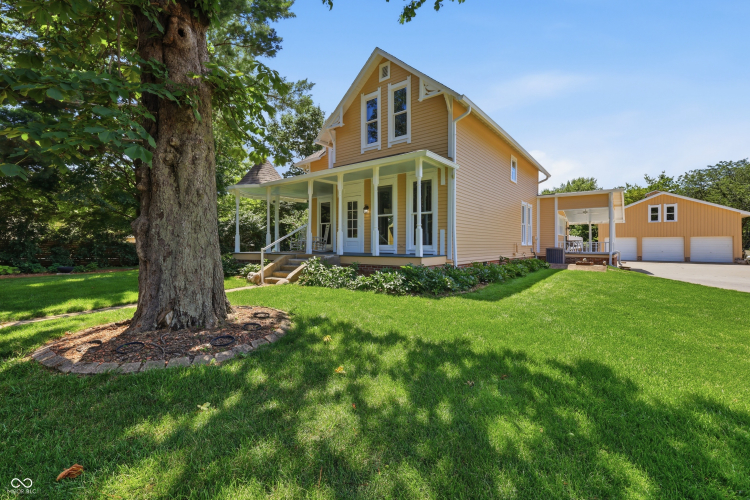 Listing Image 3
