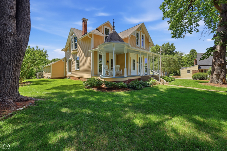 Listing Image 7