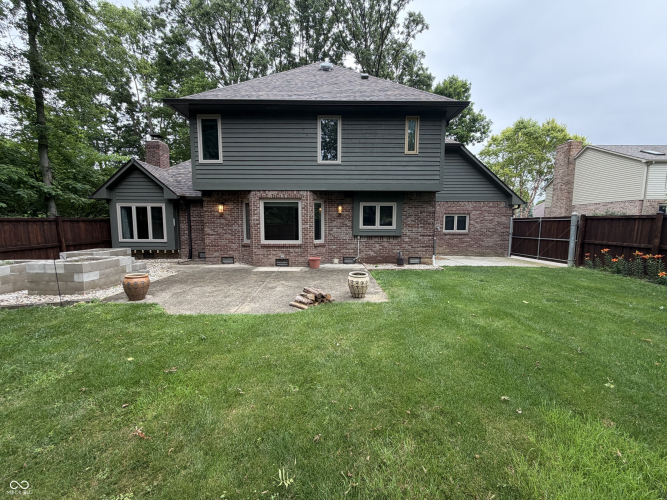Listing Image 5