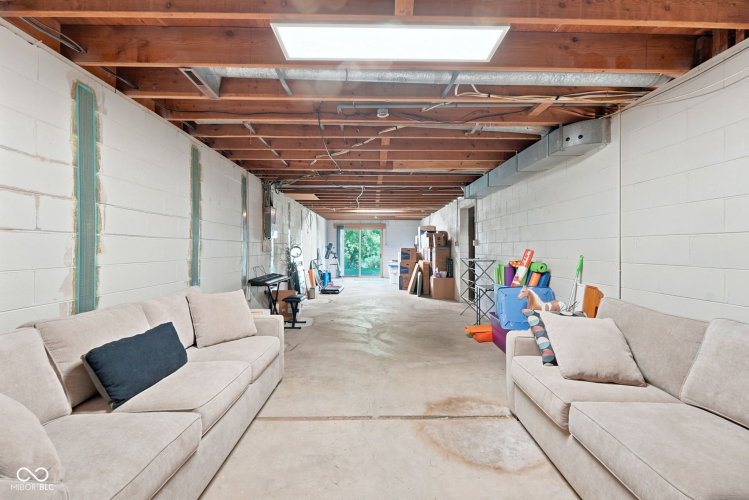 Listing Image 51