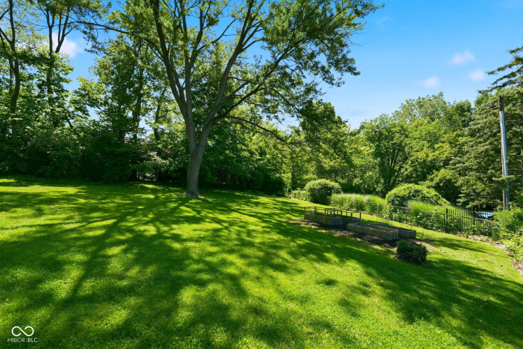 Listing Image 56