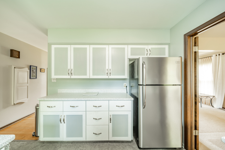 Listing Image 15