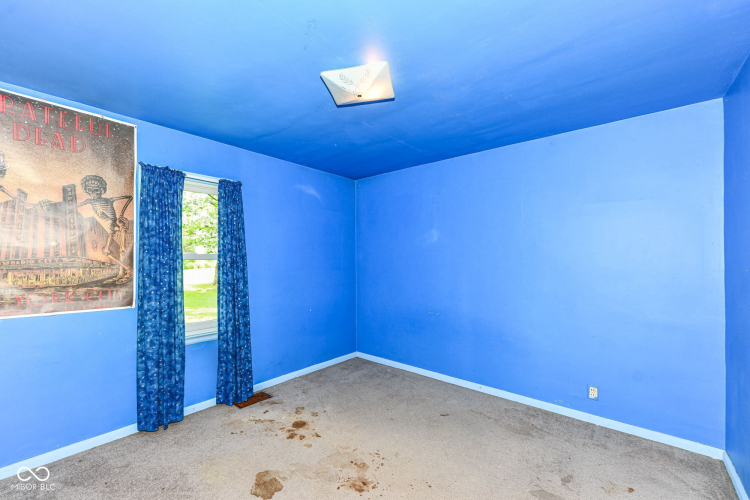 Listing Image 28