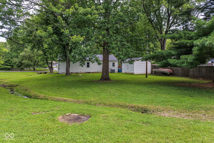 Listing Image 44