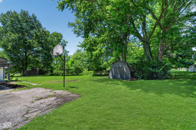 Listing Image 40