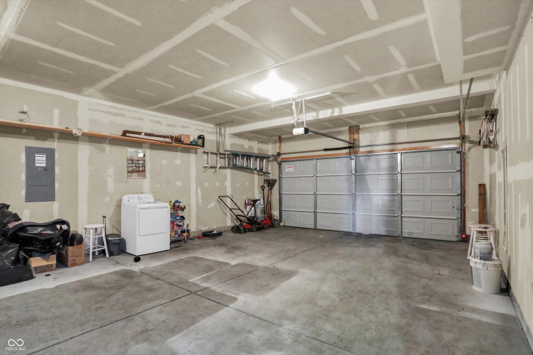 Listing Image 46