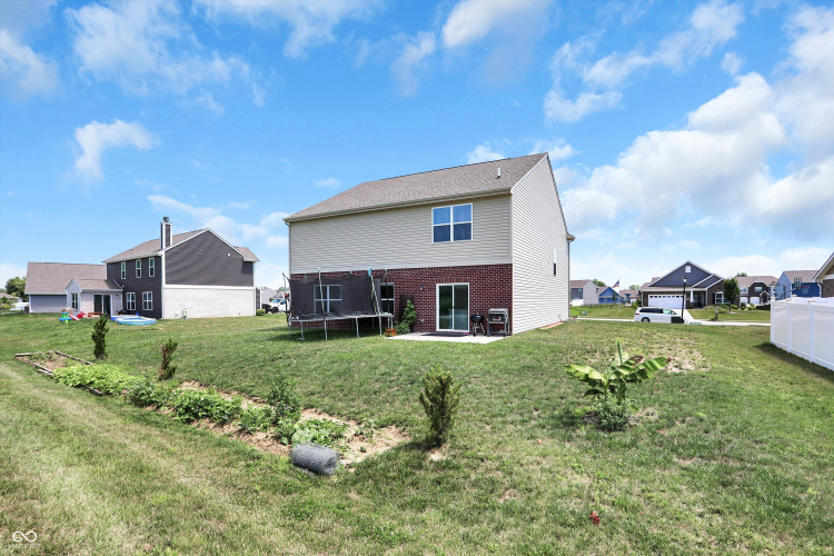 Listing Image 49
