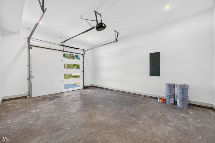 Listing Image 60