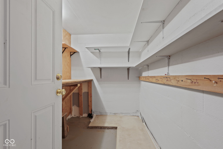 Listing Image 30