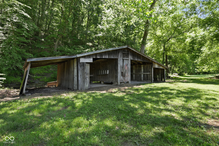 Listing Image 40