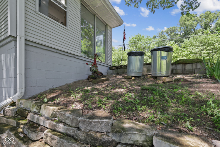 Listing Image 54
