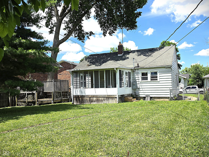 Listing Image 6