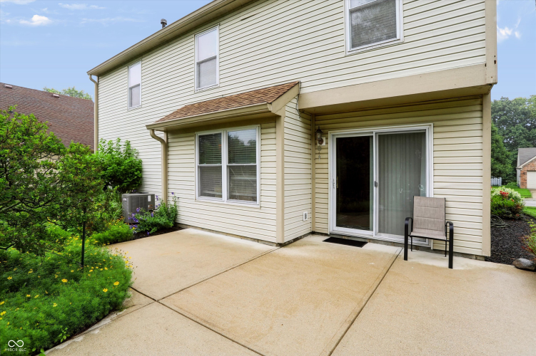 Listing Image 44