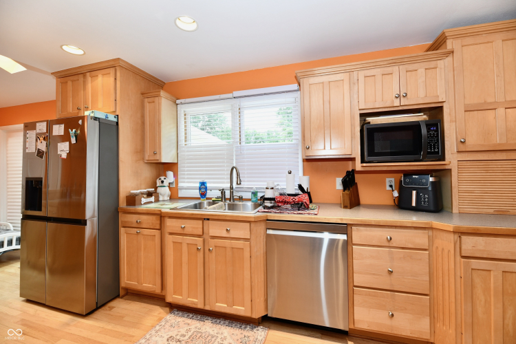 Listing Image 21