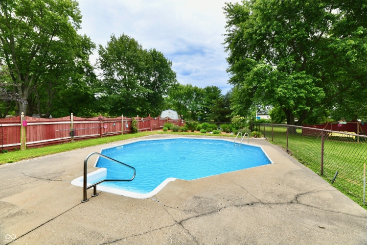Listing Image 56