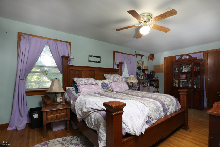Listing Image 19
