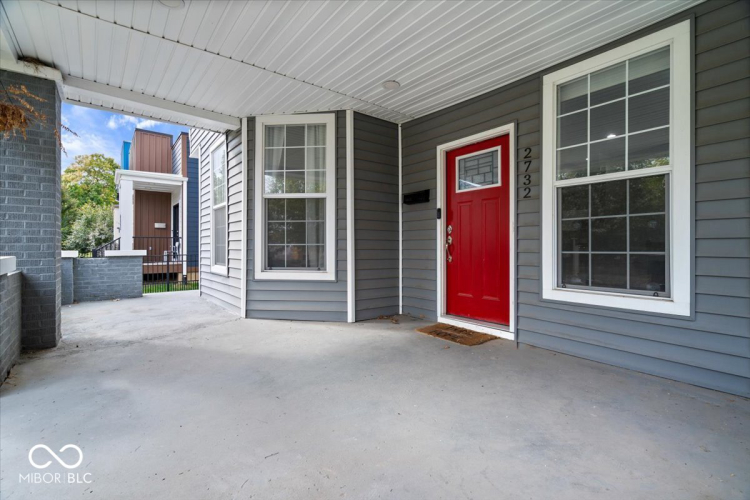 Listing Image 4