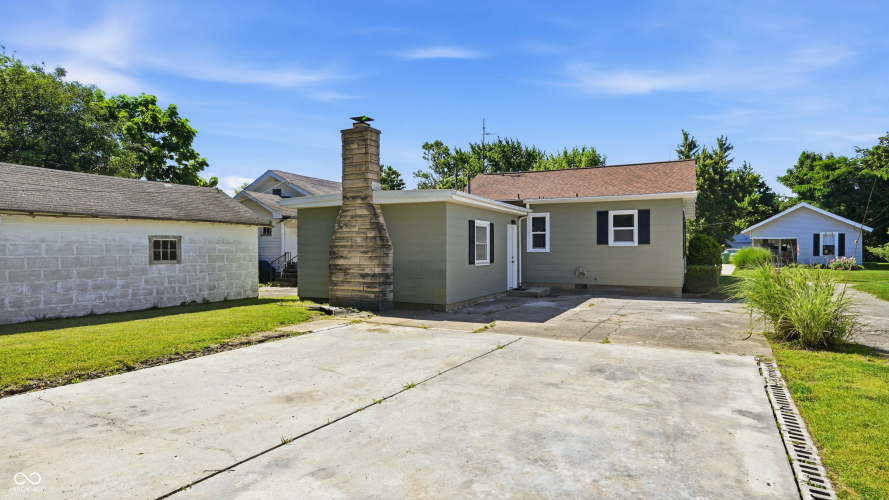 Listing Image 29