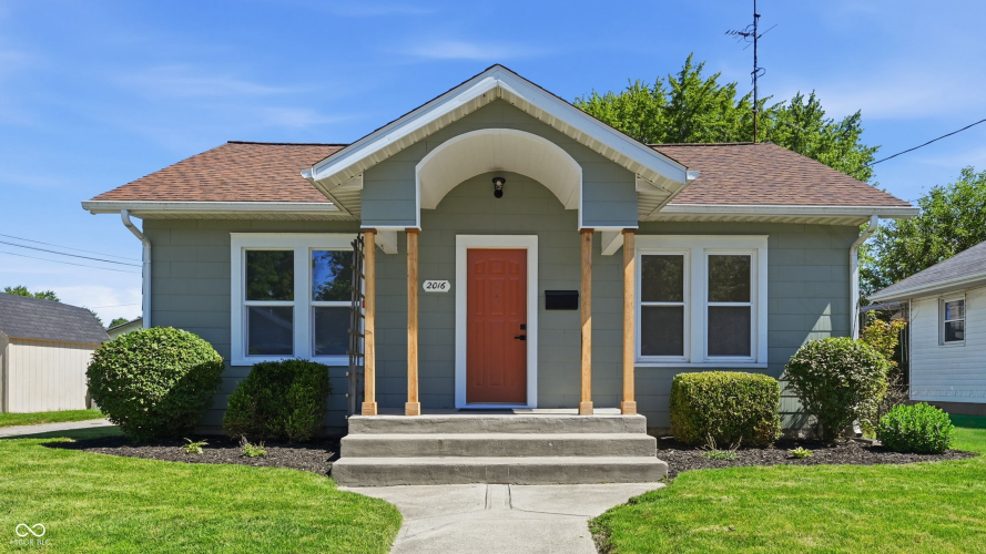 Listing Image 8