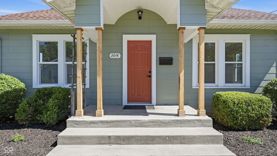 Listing Image 9