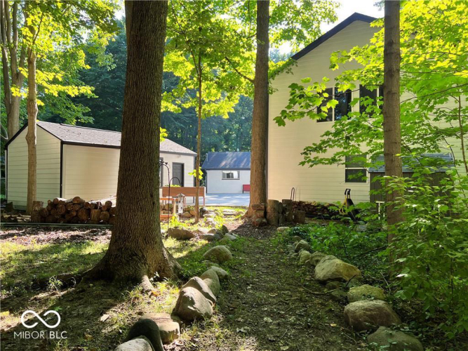 Listing Image 42