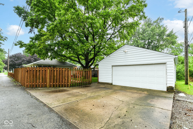 Listing Image 31