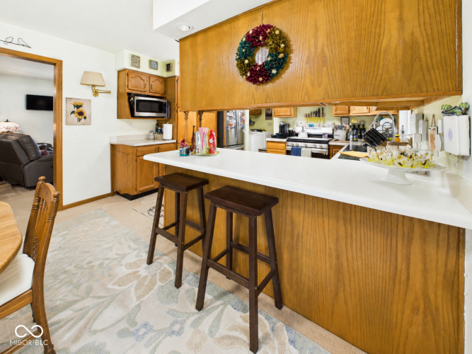 Listing Image 8