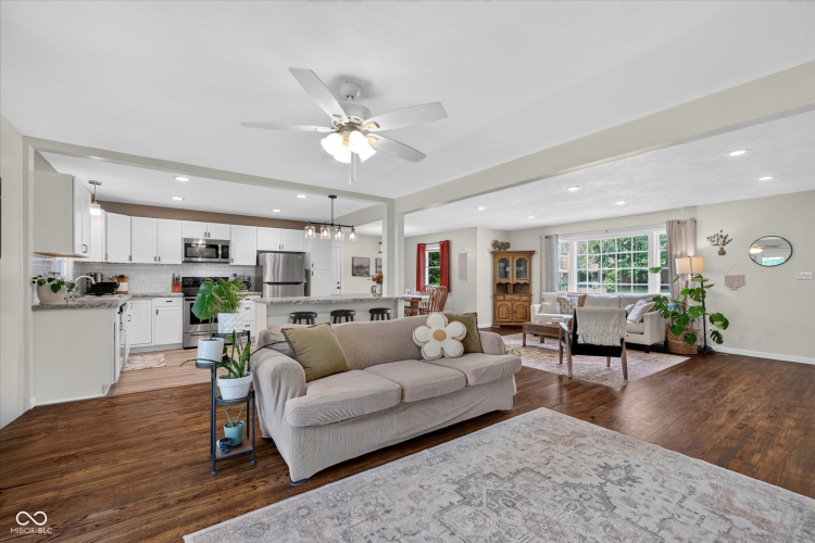 Listing Image 22