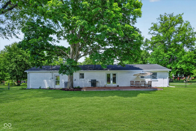 Listing Image 44