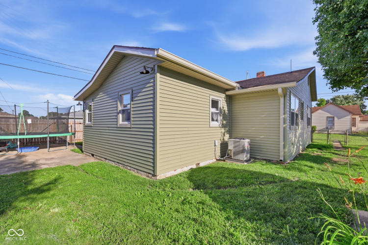 Listing Image 35