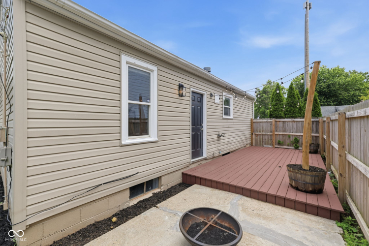 Listing Image 22