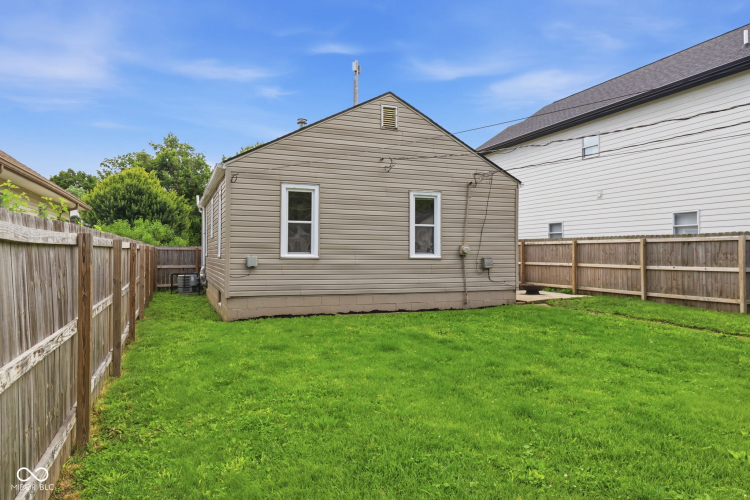 Listing Image 26