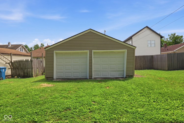 Listing Image 30