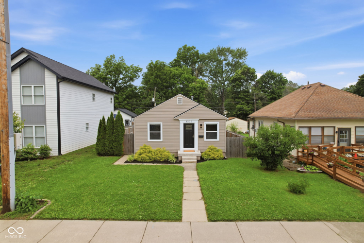 Listing Image 32