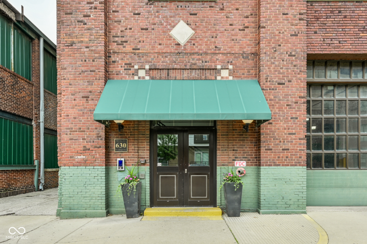Listing Image 42