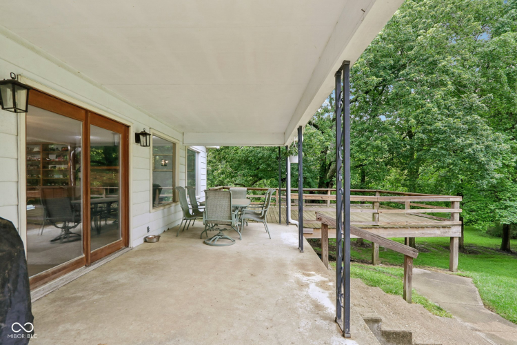 Listing Image 42