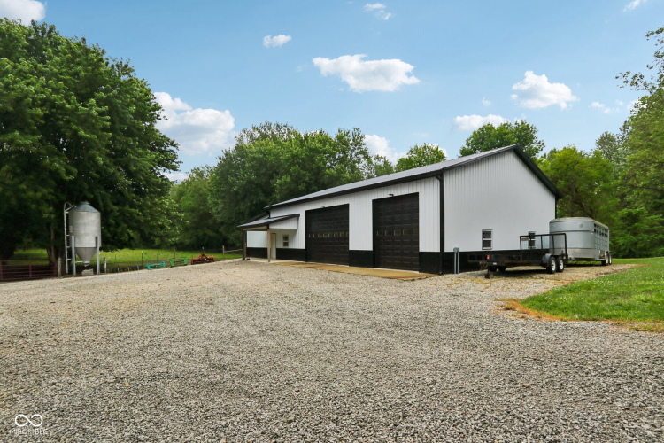 Listing Image 47