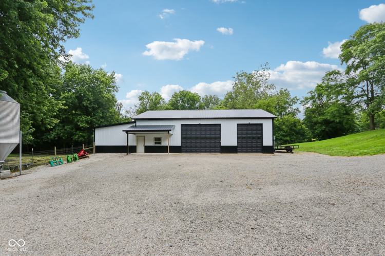 Listing Image 48