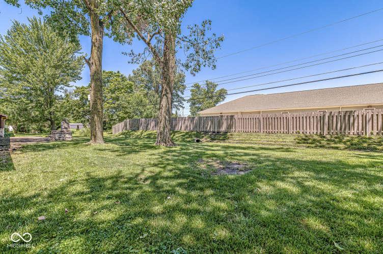 Listing Image 28