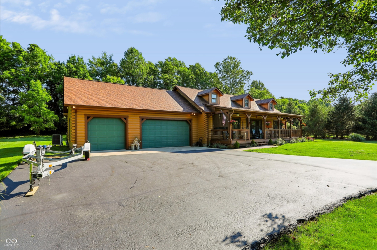 Listing Image 5