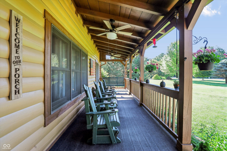 Listing Image 8