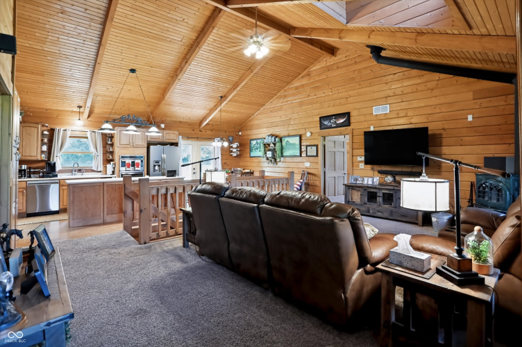 Listing Image 9