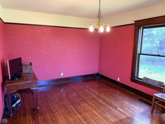 Listing Image 32