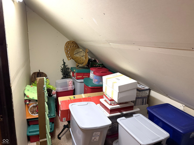 Listing Image 55
